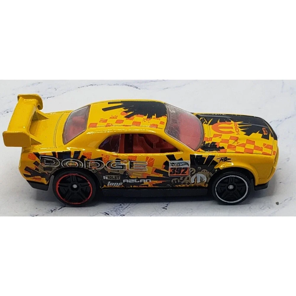 Dodge Challenger Drift Car Hot Wheels 2014 Off Road #107 Yellow PR5 1:64 Loose